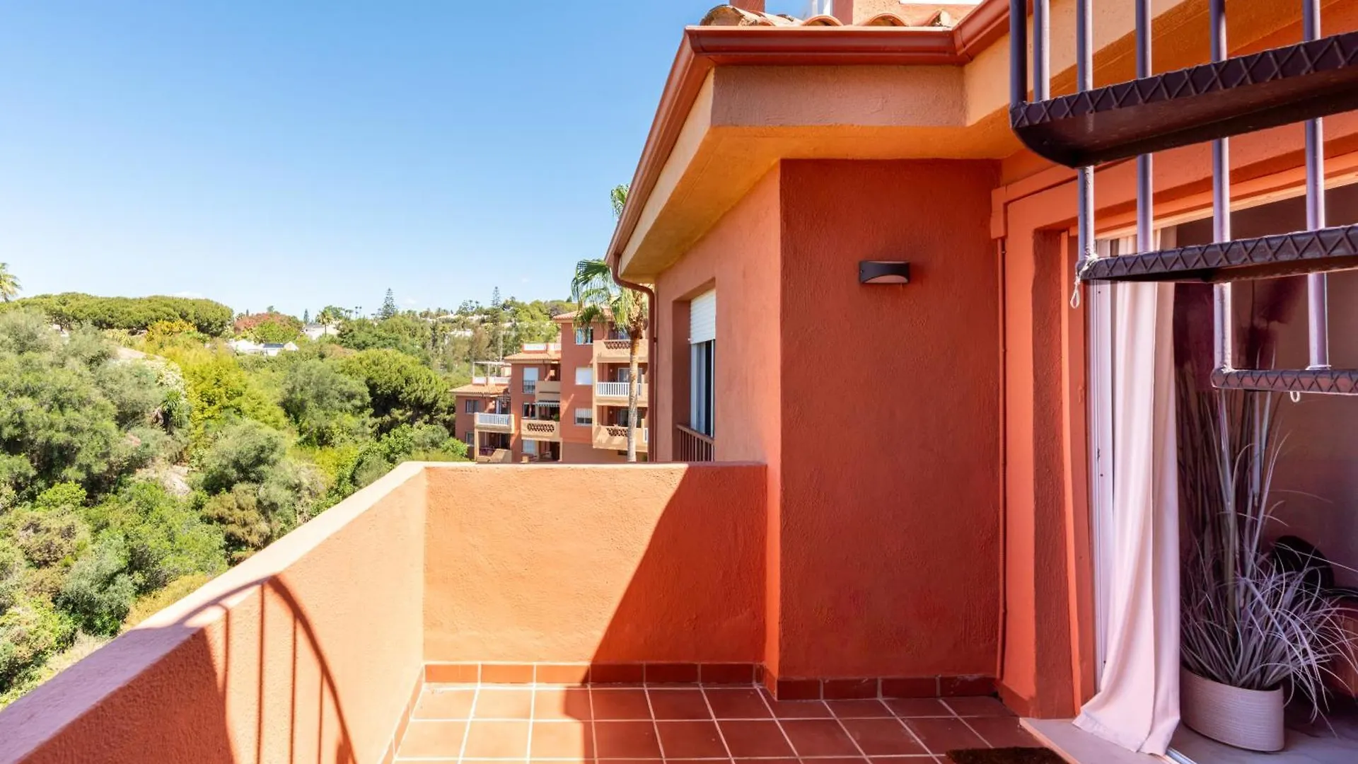Penthouse Amatista - Sea Views & Sun Terrace In Marbella Lägenhet